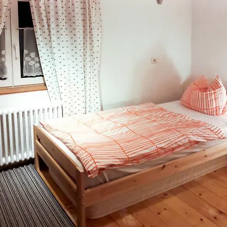 Haus Fohrenheim 200w *