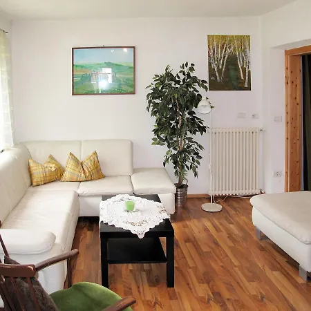 Ferienhaus Haus Fohrenheim 200w